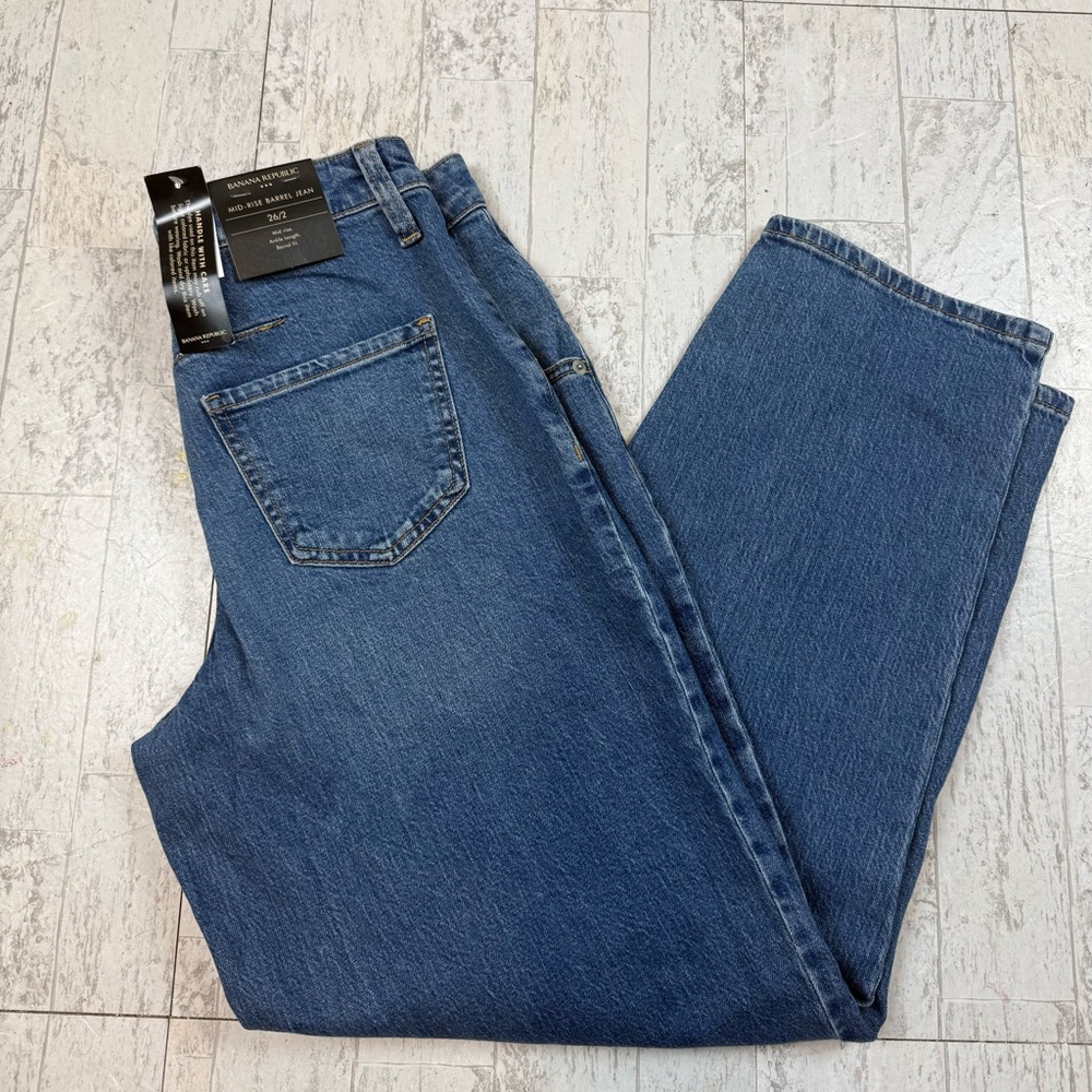 Banana Republic Mid-Rise Straight Leg Jeans Size 26/2 NWT